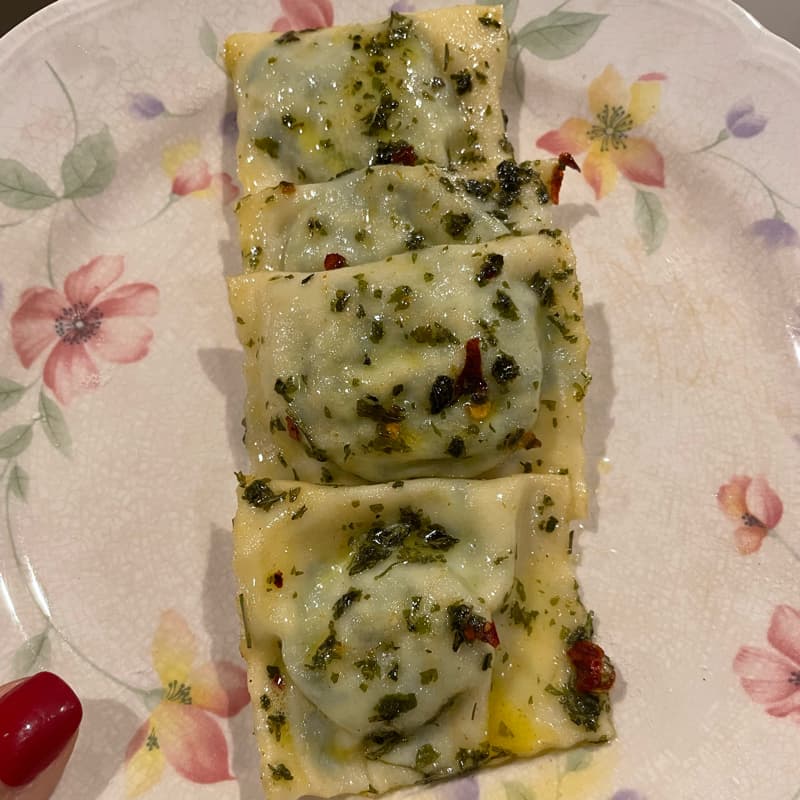 Ravioli: Broccoli, Double Mozzarella, Feta & Basil